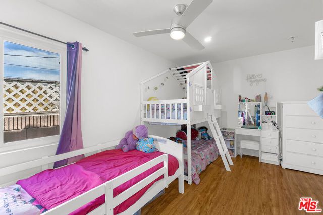 8823 S Wilton Place, Los Angeles, CA 90047