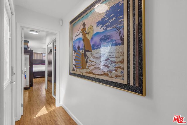 8823 S Wilton Place, Los Angeles, CA 90047