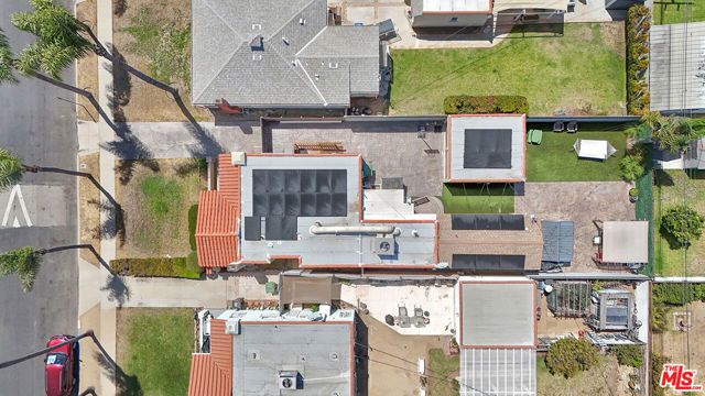 8823 S Wilton Place, Los Angeles, CA 90047