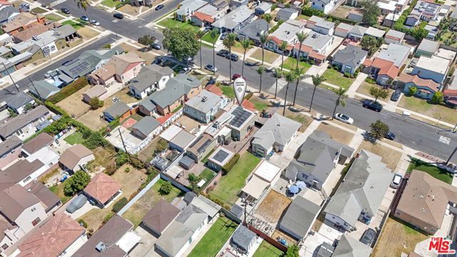 8823 S Wilton Place, Los Angeles, CA 90047