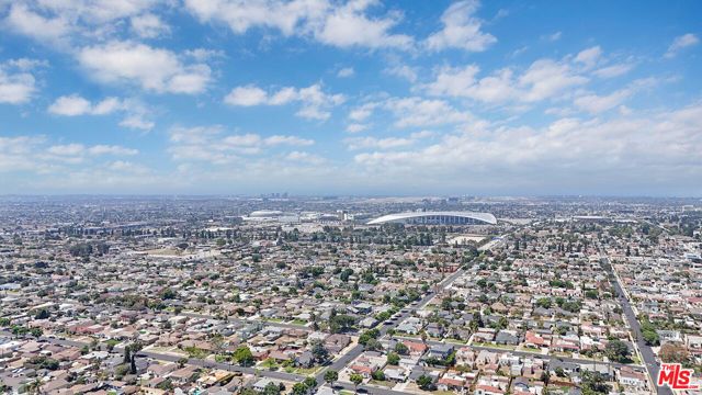 8823 S Wilton Place, Los Angeles, CA 90047