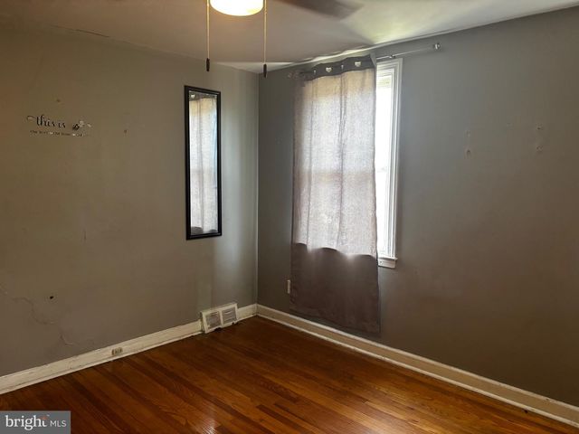 5942 B ST, Philadelphia, PA 19120