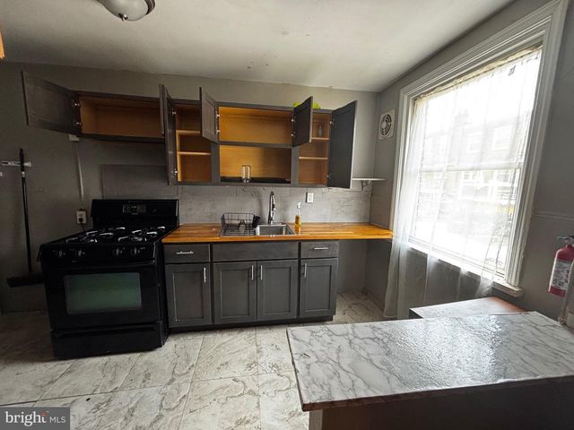 5942 B ST, Philadelphia, PA 19120
