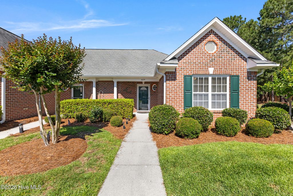 1024 Bridgeport Way, Leland, NC 28451
