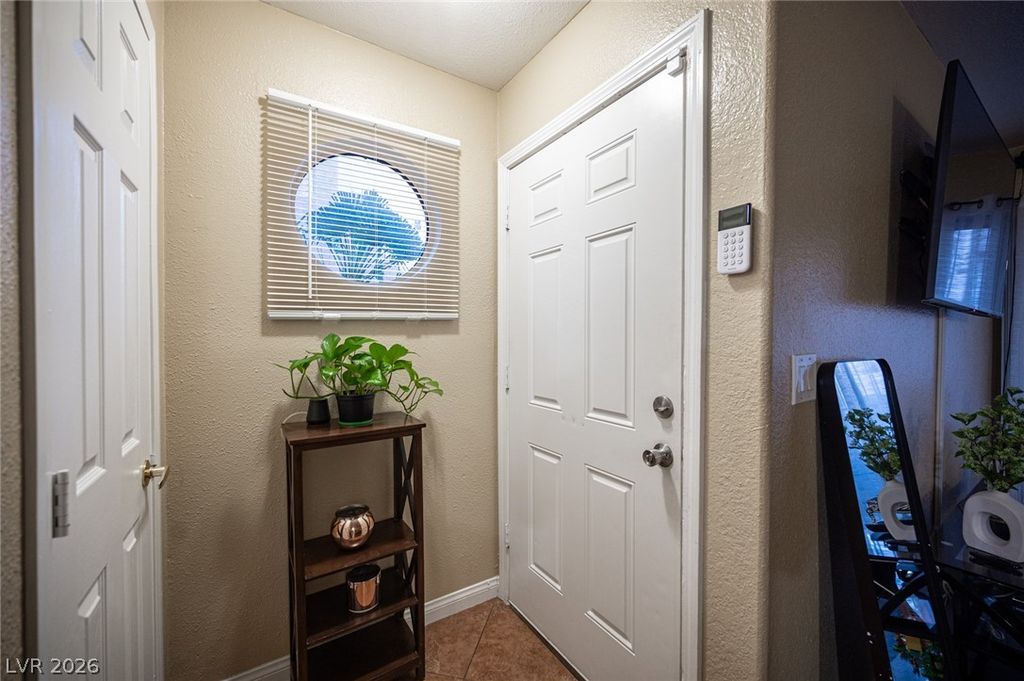 2969 Juniper Hills Boulevard 103, Las Vegas, NV 89142 — photo 4