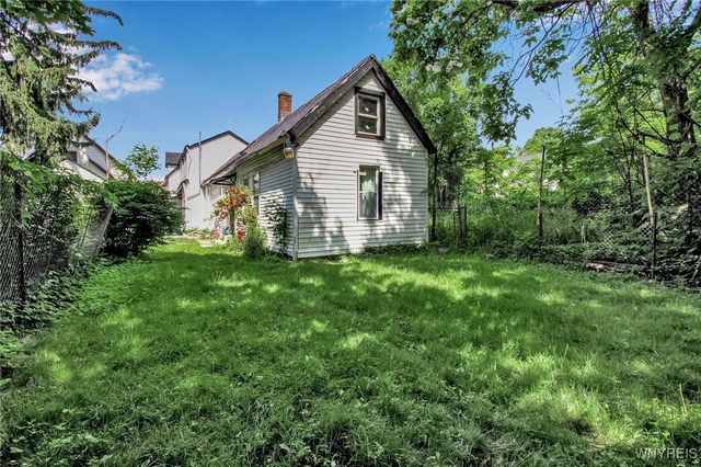37 Pershing Avenue, Buffalo, NY 14211