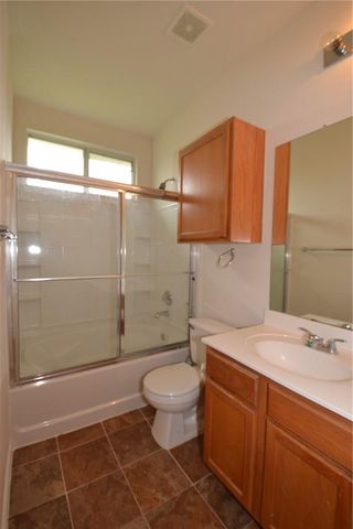 112 Brown ST, Hutto, TX 78634