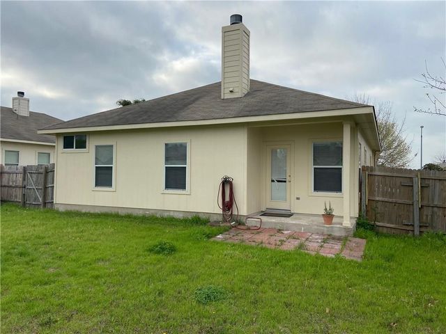 112 Brown ST, Hutto, TX 78634