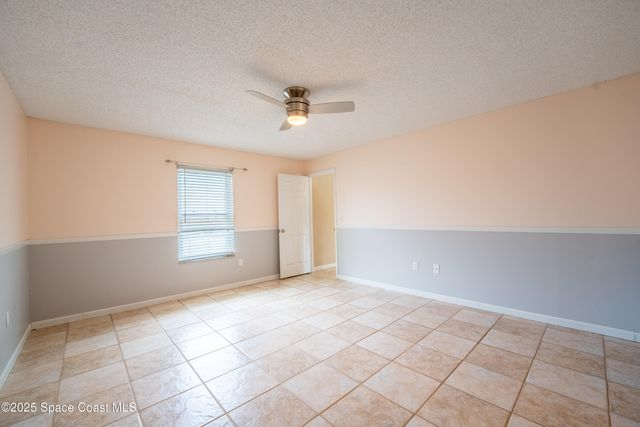 2390 Queens Street SE, Palm Bay, FL 32909