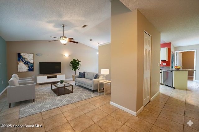 2390 Queens Street SE, Palm Bay, FL 32909