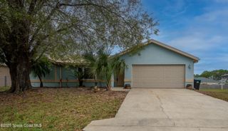 2390 Queens Street SE, Palm Bay, FL 32909
