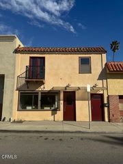 1320 N Ventura Avenue, Ventura, CA 93001