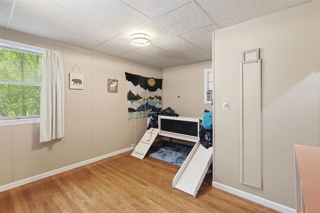 419 N Monroe Street, Lowell, MI 49331