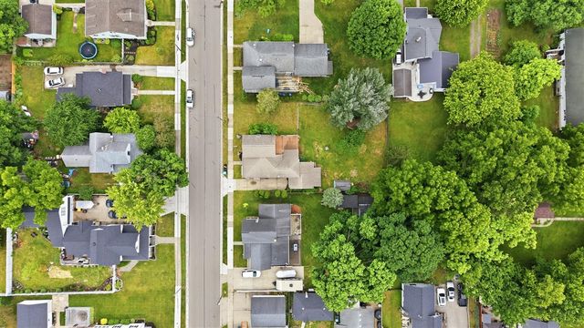 419 N Monroe Street, Lowell, MI 49331