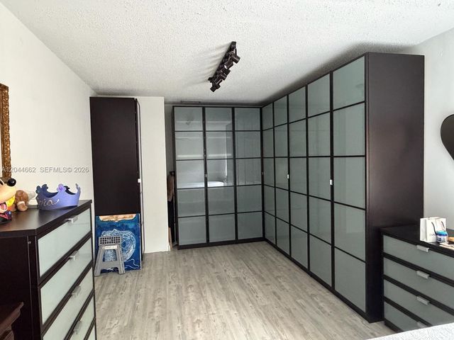 2401 SW 16th Ct, Miami, FL 33145