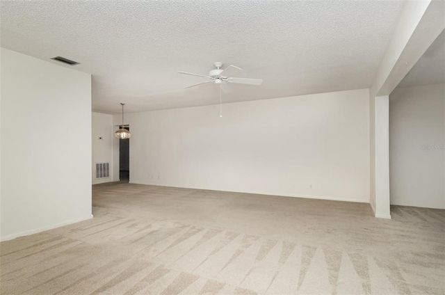 100 EL CAMINO DRIVE 202, Winter Haven, FL 33884