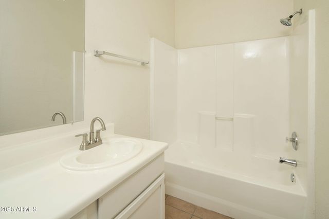 2142 E McKinley Street, Phoenix, AZ 85006