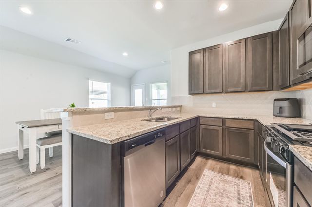 5522 Briana Dee Drive, Rosharon, TX 77583