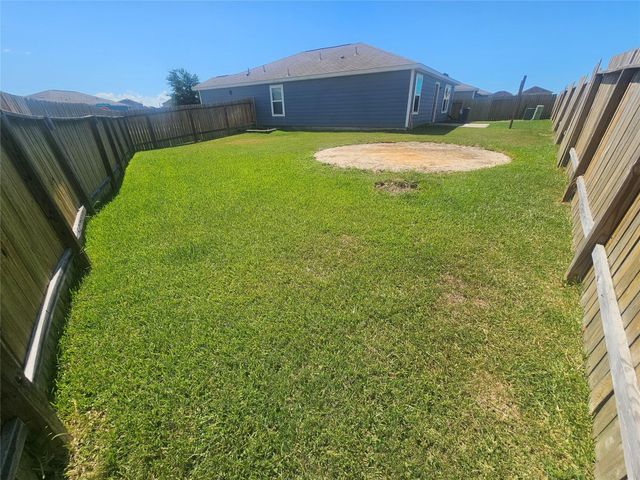 6011 Treasure Cove Road, Cove, TX 77523
