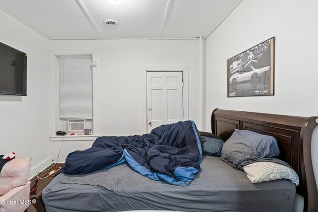 1447 Broadway, Rensselaer, NY 12144