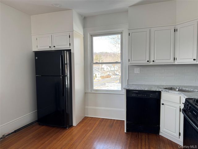 129 Washington Avenue 1 Side, Pleasantville, NY 10570