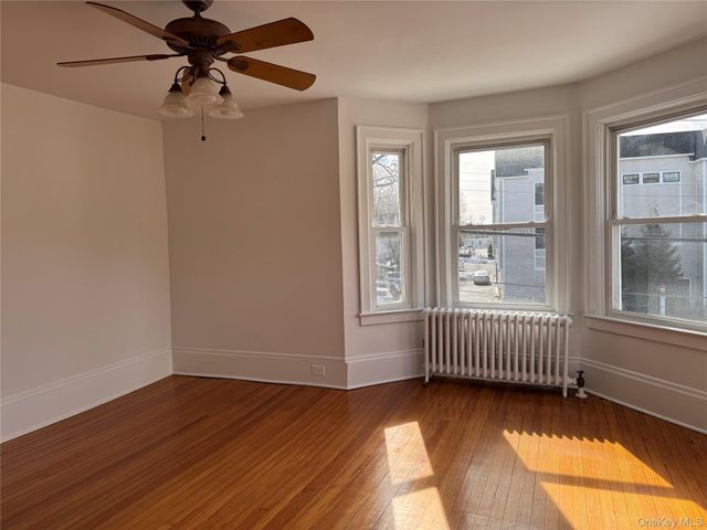 129 Washington Avenue 1 Side, Pleasantville, NY 10570