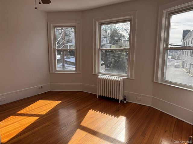 129 Washington Avenue 1 Side, Pleasantville, NY 10570