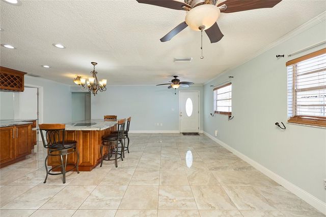 6804 N HUBERT AVENUE, Tampa, FL 33614