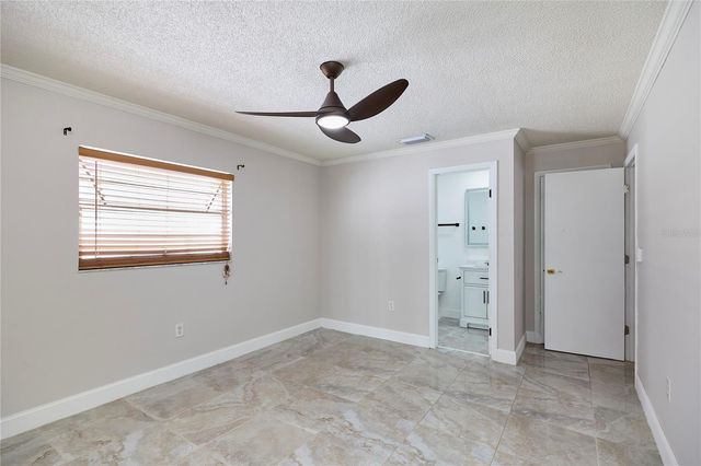 6804 N HUBERT AVENUE, Tampa, FL 33614