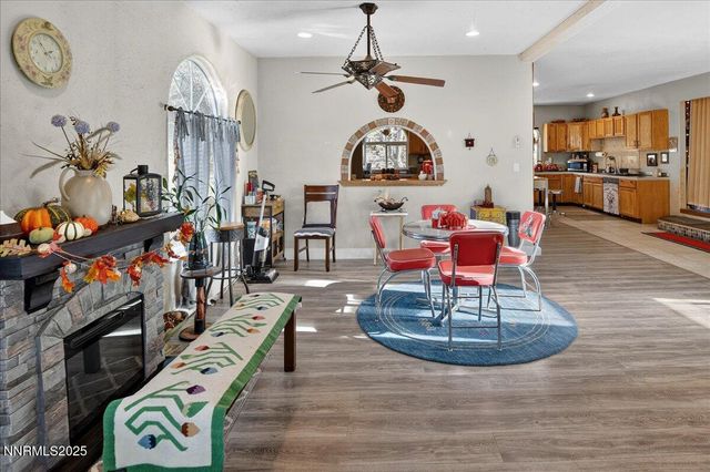 15290 Fawn Lane, Reno, NV 89511