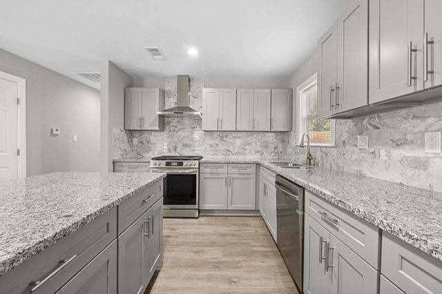 5602 Oriole Street, Houston, TX 77017