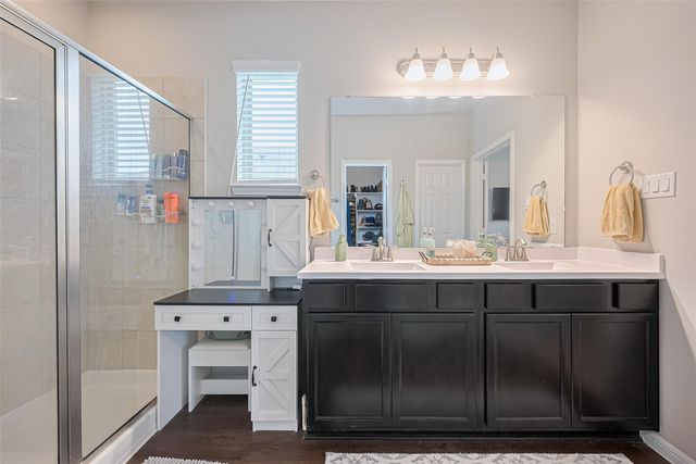 1214 Red Hills Drive, Rosharon, TX 77583