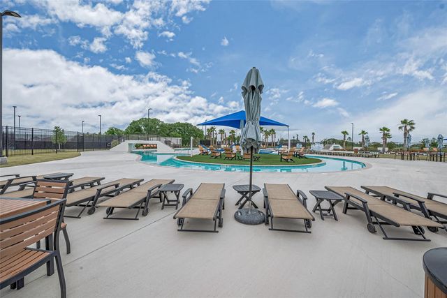 1214 Red Hills Drive, Rosharon, TX 77583