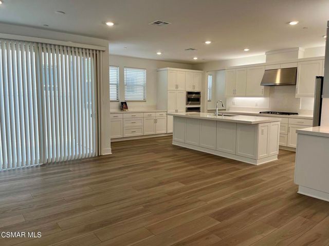 740 Edward Scholle Drive, Camarillo, CA 93010