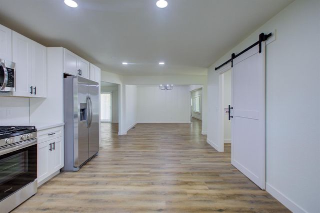 2540 E Childs, Merced, CA 95341