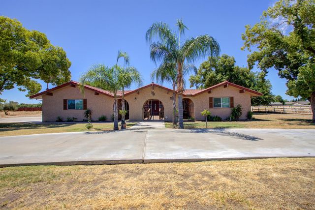 2540 E Childs, Merced, CA 95341