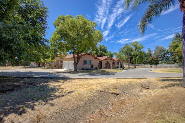 2540 E Childs, Merced, CA 95341