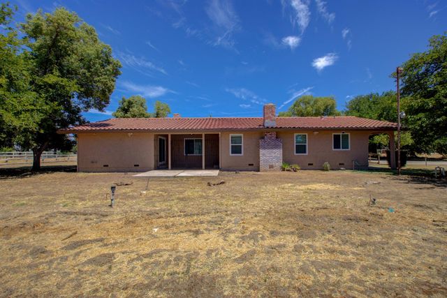 2540 E Childs, Merced, CA 95341