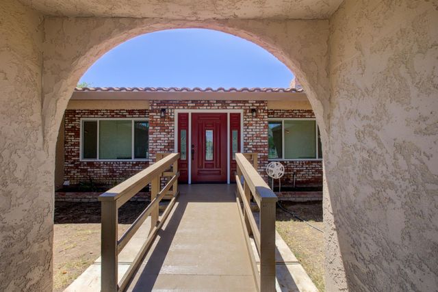 2540 E Childs, Merced, CA 95341