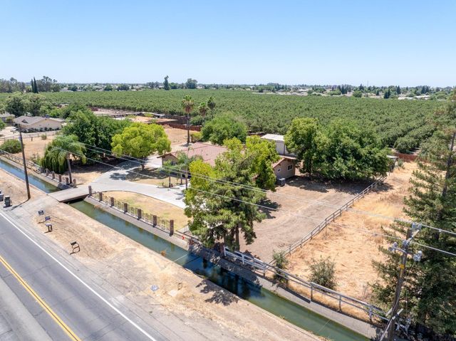 2540 E Childs, Merced, CA 95341