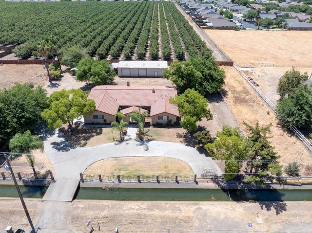 2540 E Childs, Merced, CA 95341