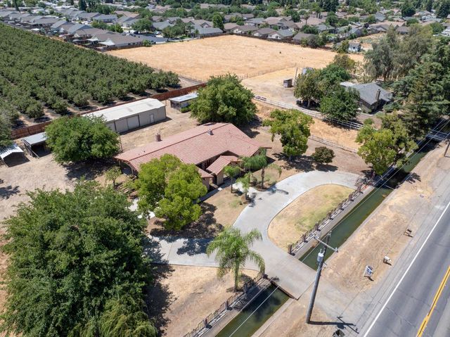 2540 E Childs, Merced, CA 95341