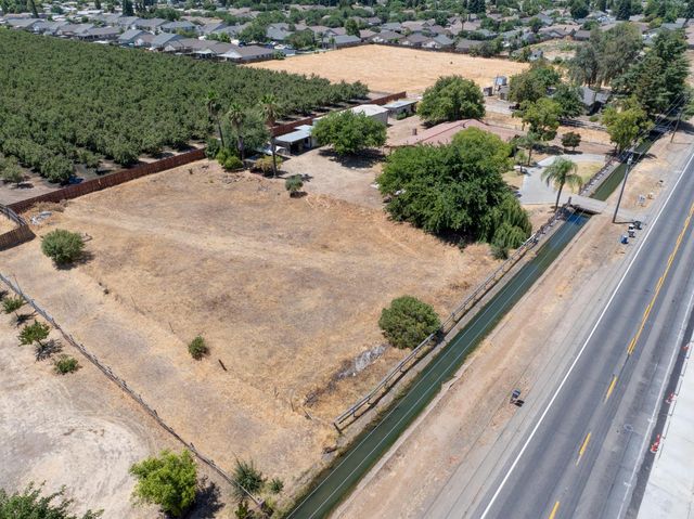 2540 E Childs, Merced, CA 95341