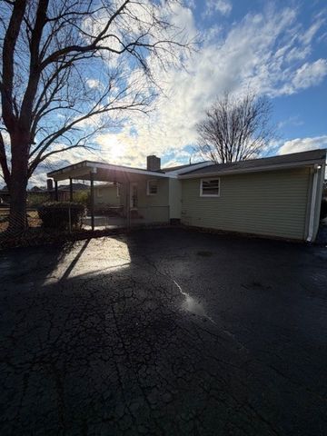 103 W Meade Dr, Lebanon, TN 37087