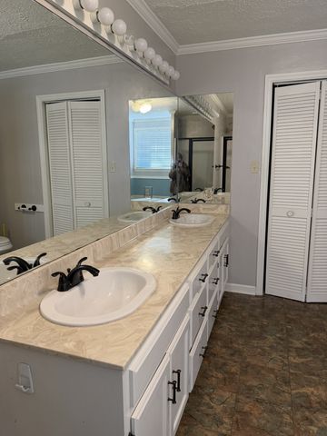 103 W Meade Dr, Lebanon, TN 37087