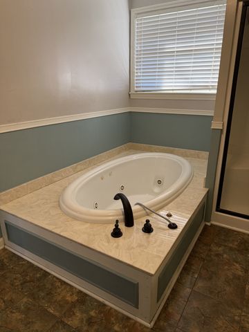 103 W Meade Dr, Lebanon, TN 37087