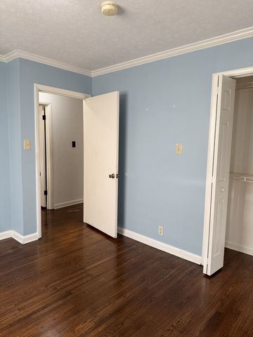 103 W Meade Dr, Lebanon, TN 37087