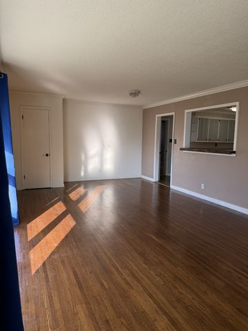 103 W Meade Dr, Lebanon, TN 37087