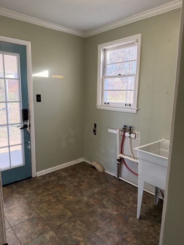 103 W Meade Dr, Lebanon, TN 37087