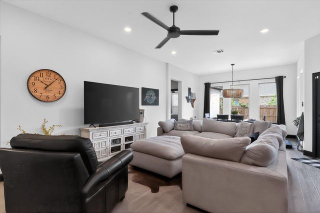 1740 Reverie Road, Burleson, TX 76028